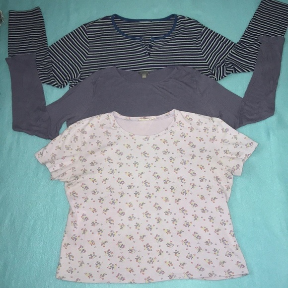 𝅺Bundle of 3 tops purples size XL - Picture 1 of 1